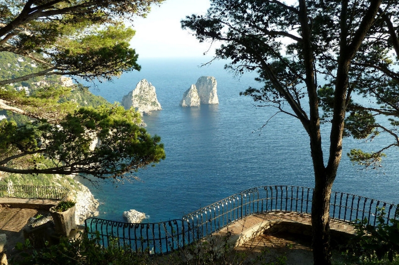 Capri Boat Tours - Seremar